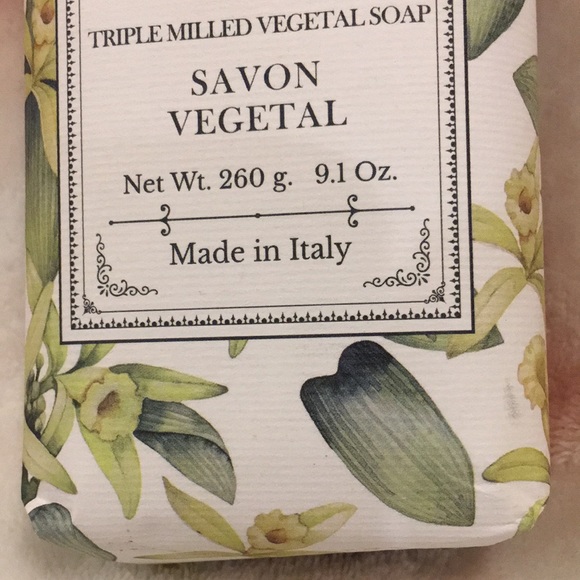 Diamante Vanilla Scented Tripple Milled Vegitable Soap Made in Italy NWT 9.1 oz - Picture 4 of 15